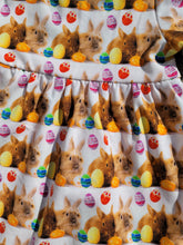 Load image into Gallery viewer, Size 5t Knit Bubble Romper Bunnies