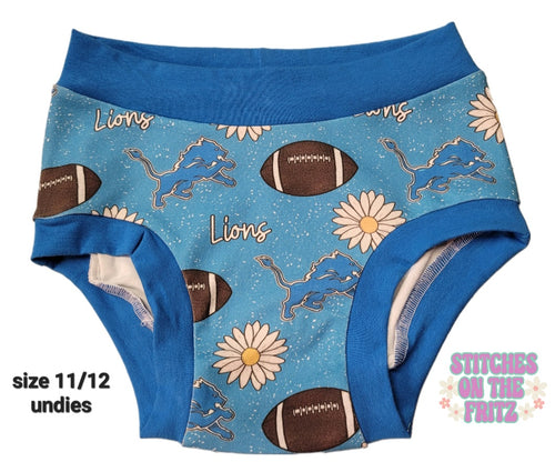 Size 11/12 Undies Football