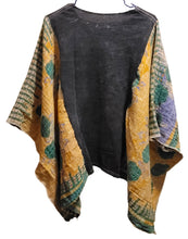 Load image into Gallery viewer, ONE Size Kantha Upcycle Top The Cure