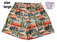 Load image into Gallery viewer, Size Large Willow Shorts with Pockets Camper