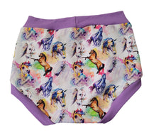 Load image into Gallery viewer, Size 10/12 Boys Briefs Horses
