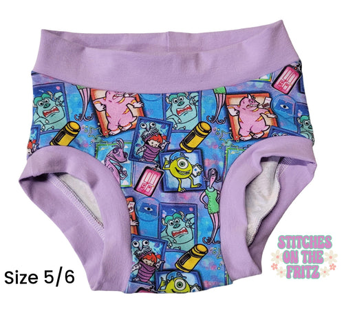 Size 5/6 Undies Monsters