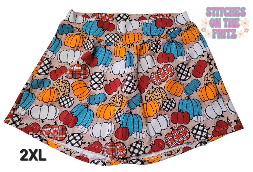 Size 2XL Women's Willow Shorts Fall Pumpkins