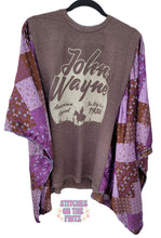 Load image into Gallery viewer, ONE Size Upcycled Top John Wayne
