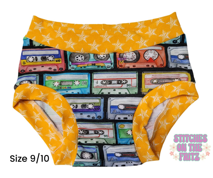 Size 9/10 Undies Cassette Tapes